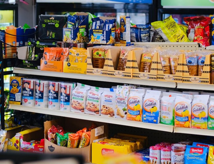 Importing FMCG into the UAE: A Practical Guide to Rules & Compliance