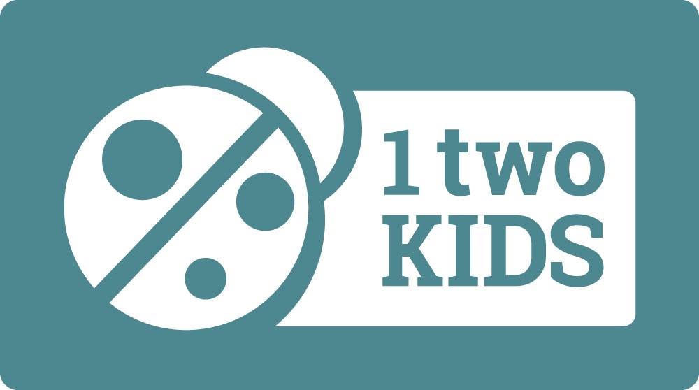 1 TWO KIDS LTD logo